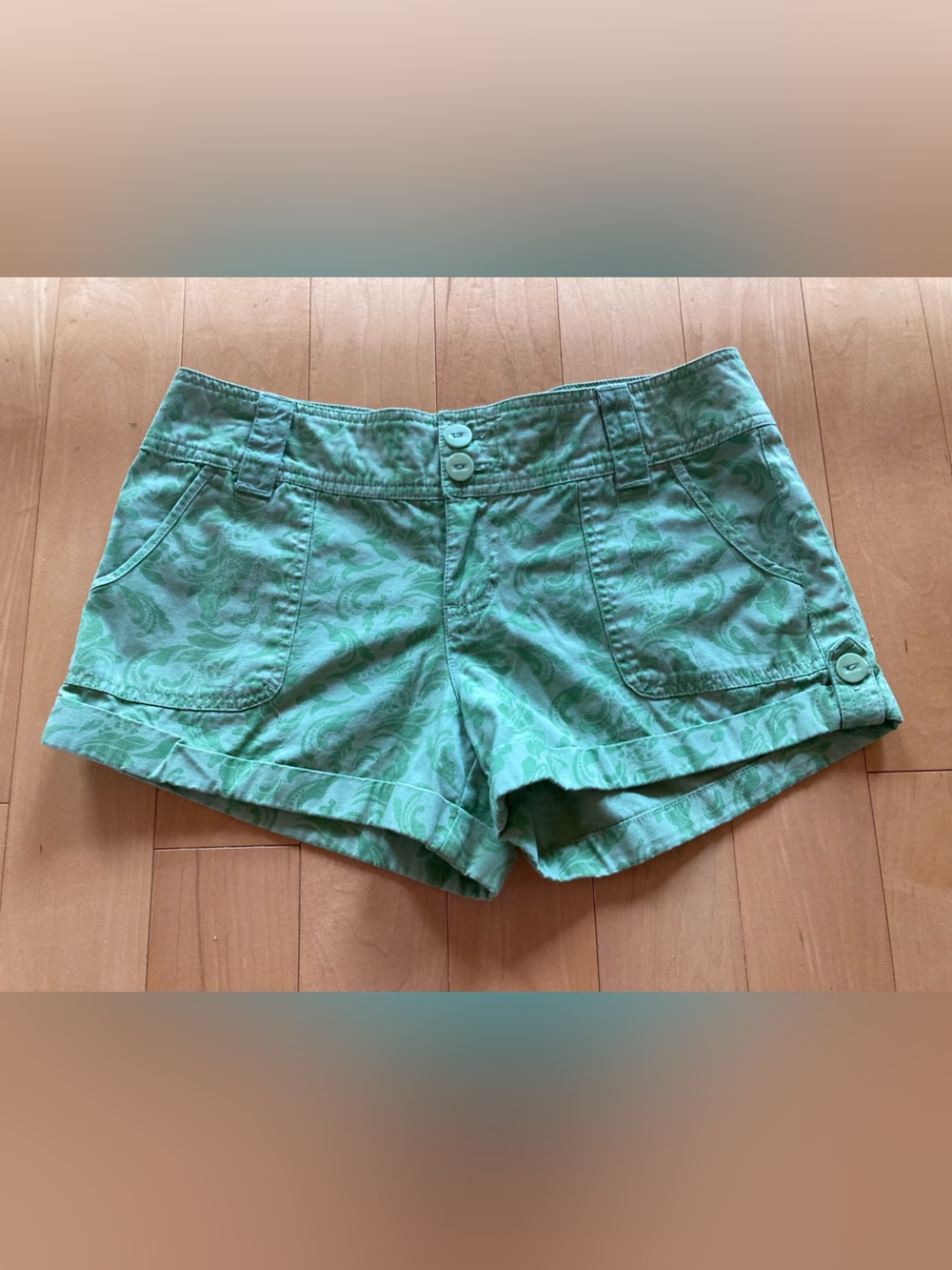 725 Originals Paisley Print Women's Shorts Y2K Vintage Boho Festival Hippie